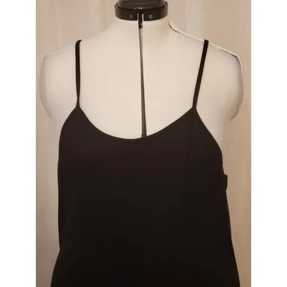 The Paragon Black Lace Two‑Piece Dress Set - Picture 7 of 9